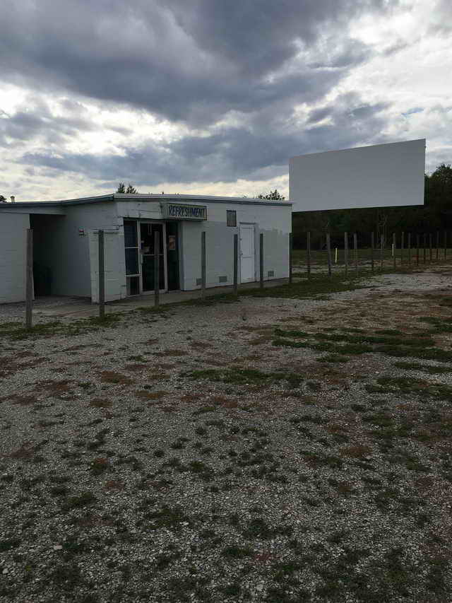 Hi-Road Drive-In - 2000S Photos (newer photo)